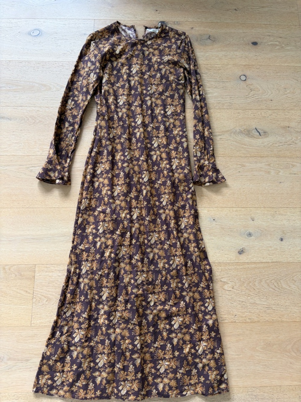Doen Brown Floral Long Sleeve Maxi Dress with Gold Accents